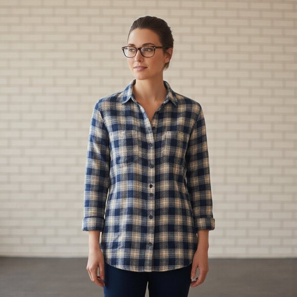 Madewell Oversized Boyfriend Flannel Plaid Button Down Shirt - Navy and Cream - Picture 2 of 7